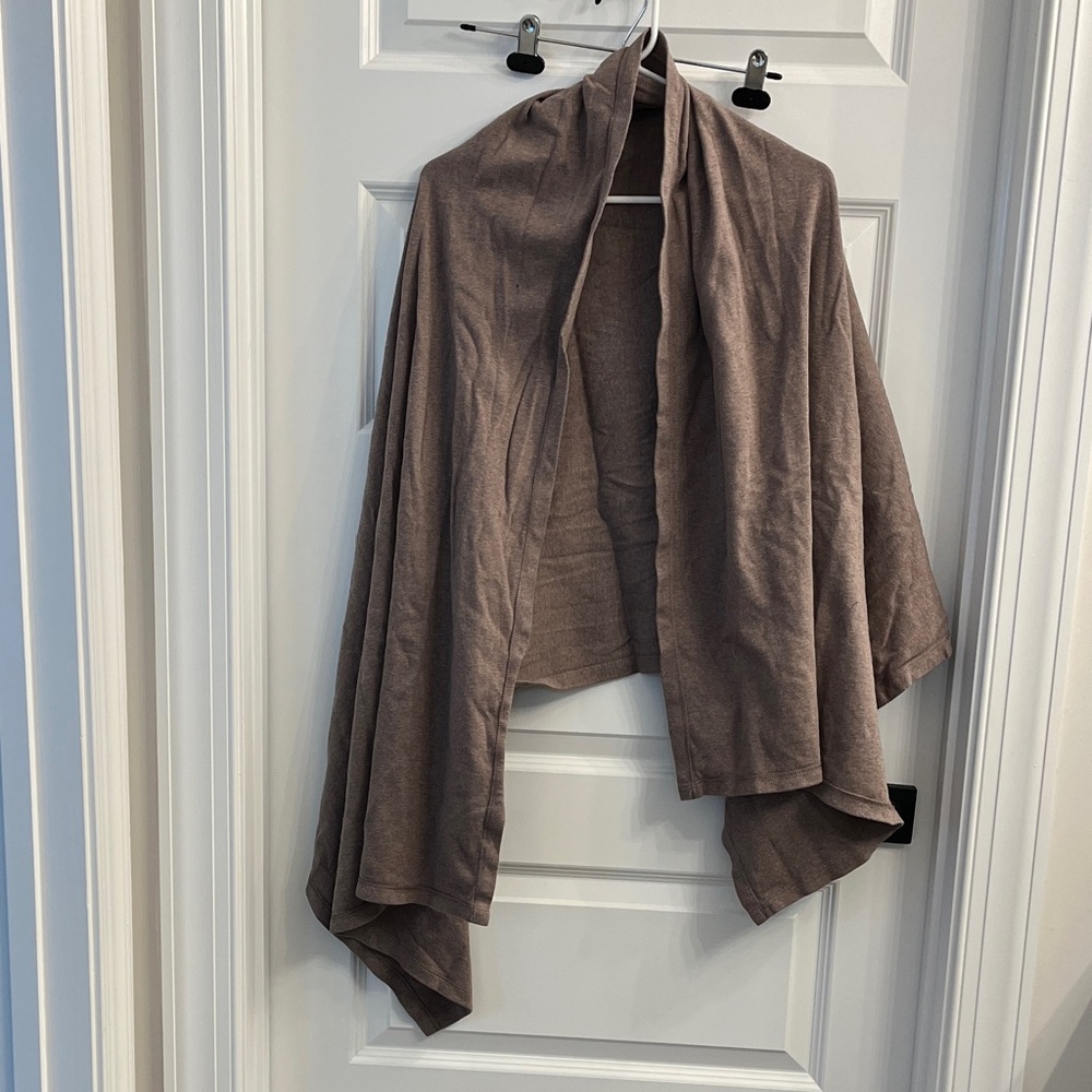 Pact Brown Wrap